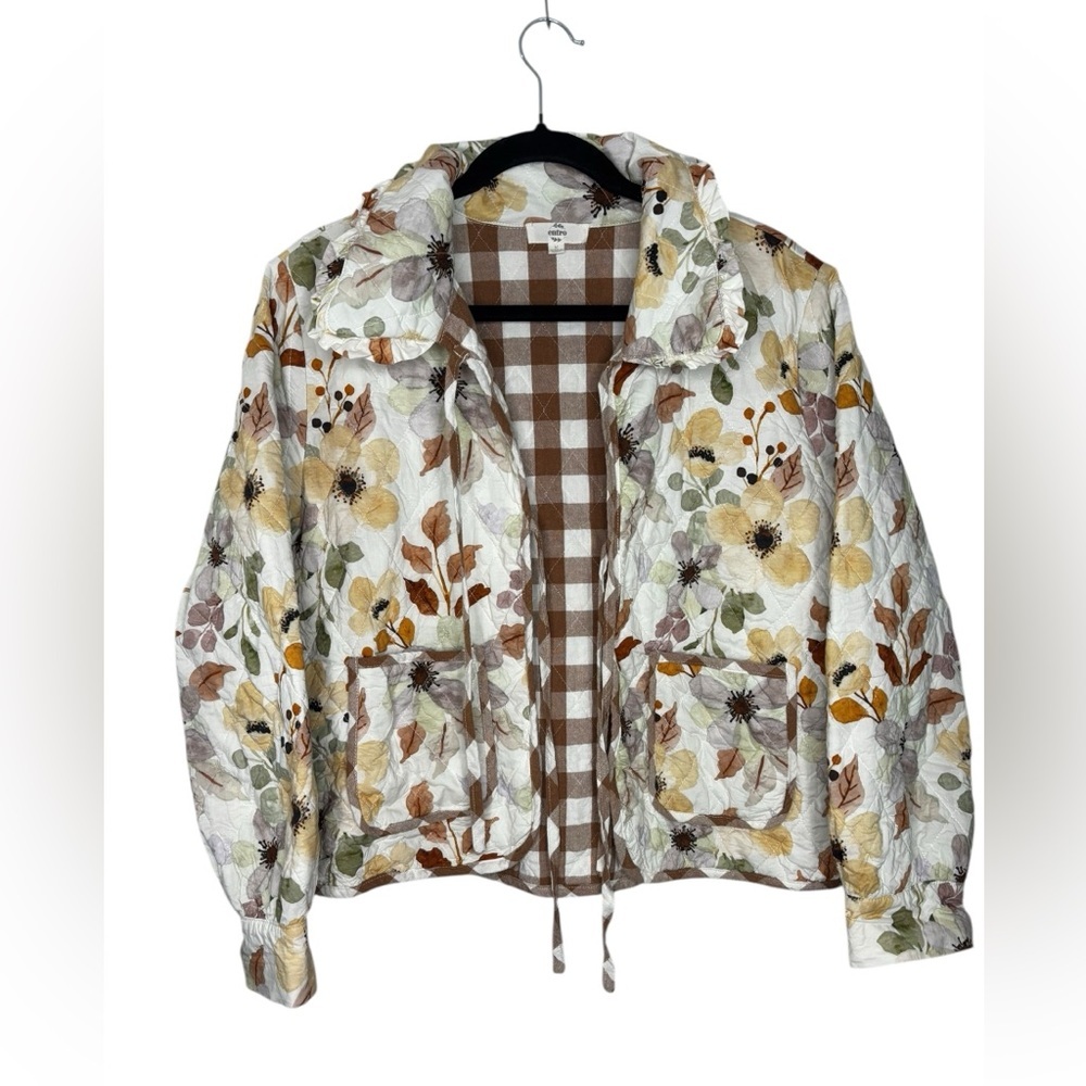 Entro Floral Print Quilted Jacket Size Medium Tie Front Patch Pockets Feminine - Picture 2 of 10